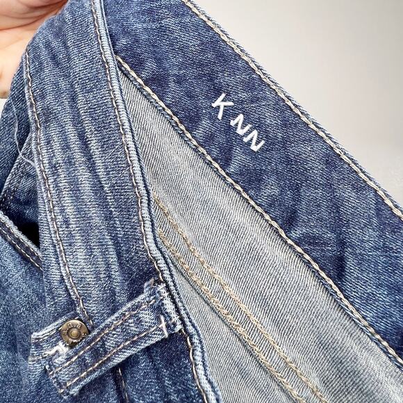 A.N.A. A New Approach Petite Cropped Skinny Denim Jean Medium Wash Blue Size 33 - Picture 8 of 9